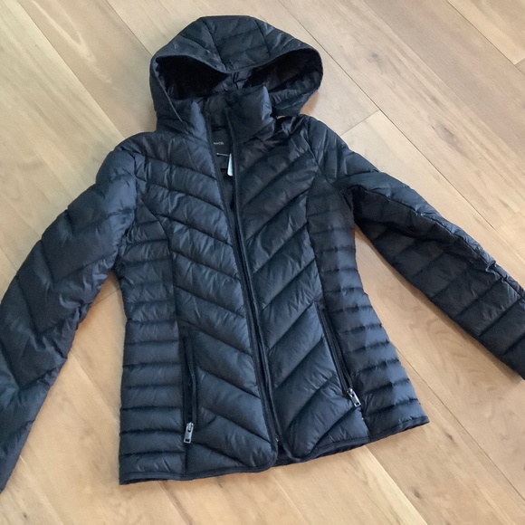 RW & Co Small Puffer with removable hood - Picture 1 of 3